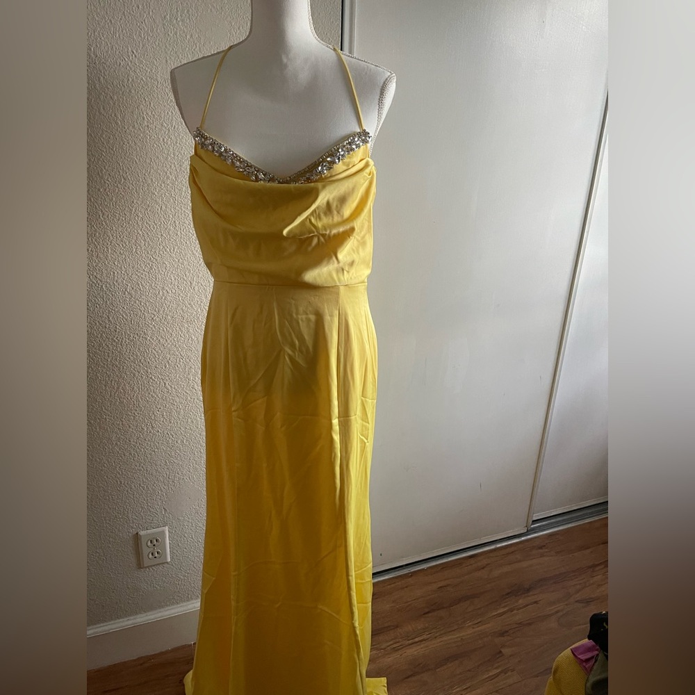 Elegant Yellow Halter Dress